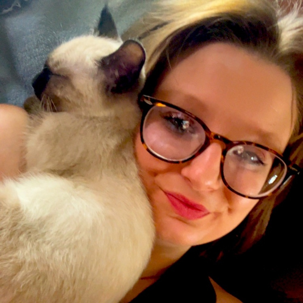 Meet your Posher, Sasha